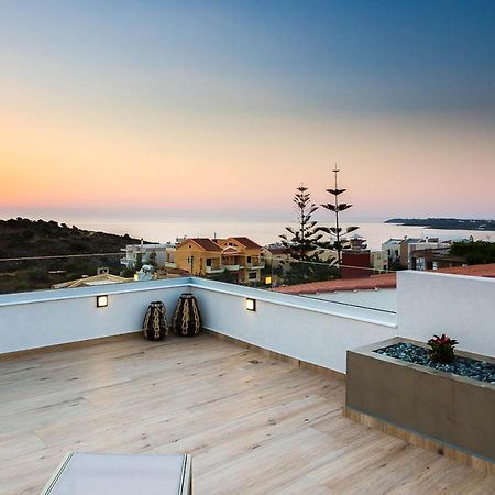 Villa Amelia I Free 9 Seater Mini Van & Pool Калатас Екстер'єр фото